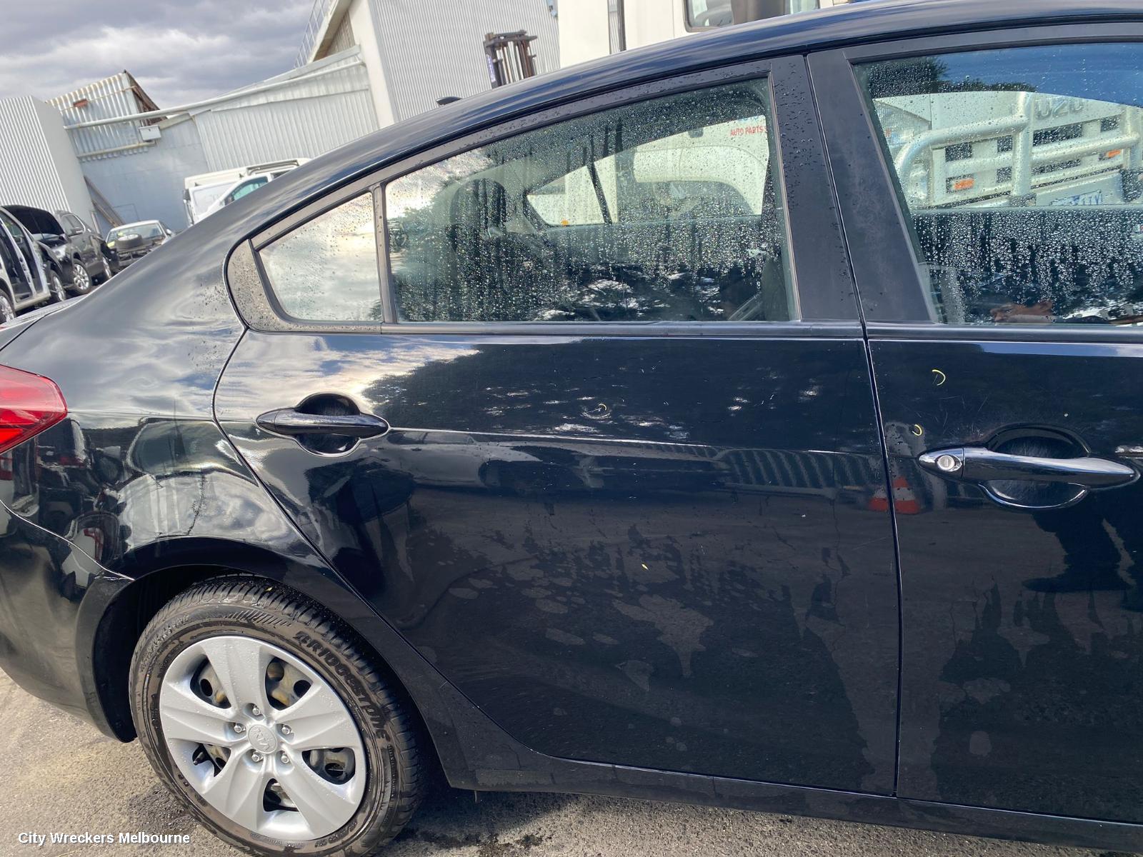 KIA CERATO RIGHT REAR DOOR, YD, SEDAN, 04/2013 - 05/2018
