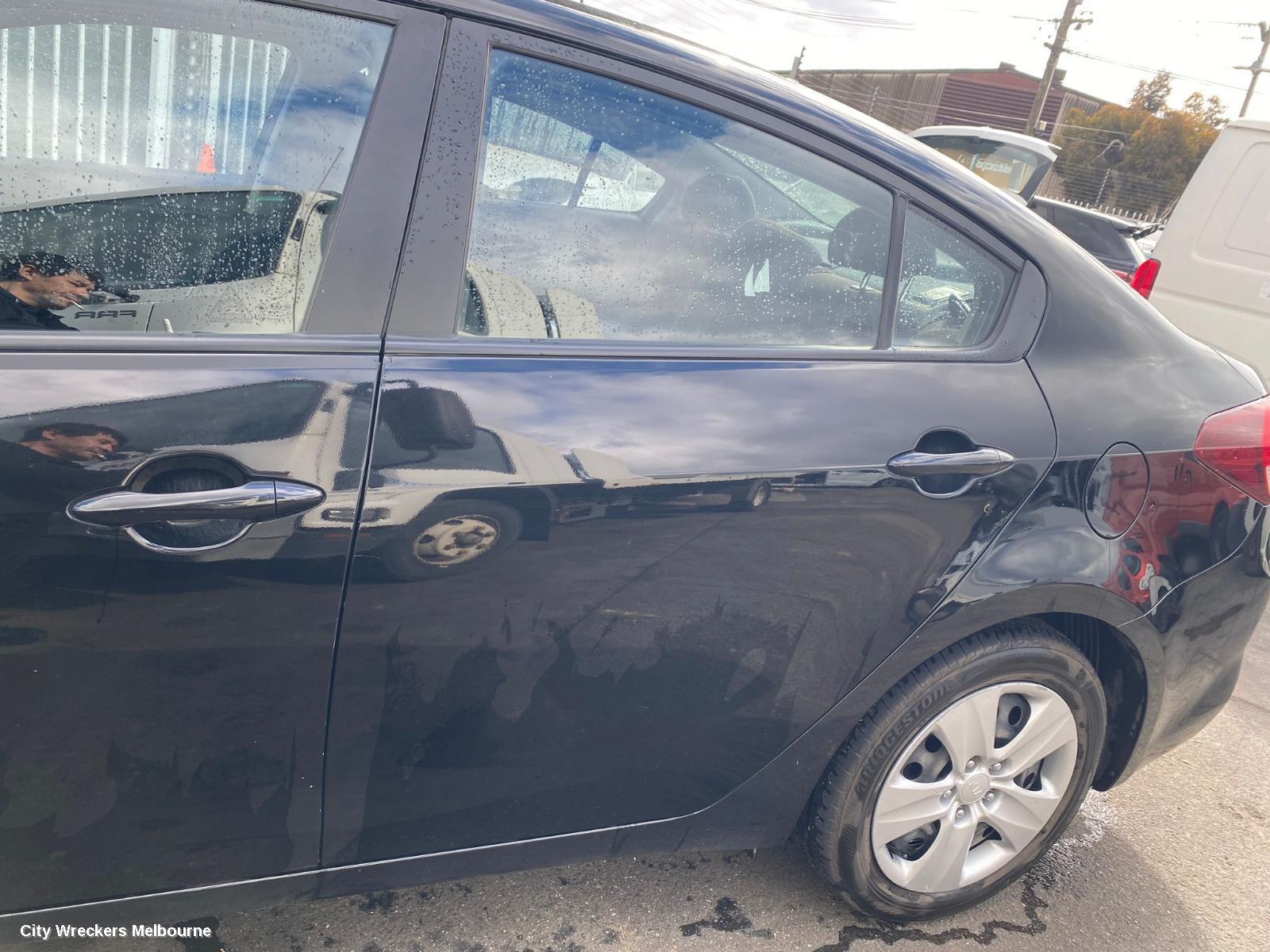 KIA CERATO RIGHT REAR DOOR, YD, SEDAN, 04/2013 - 05/2018