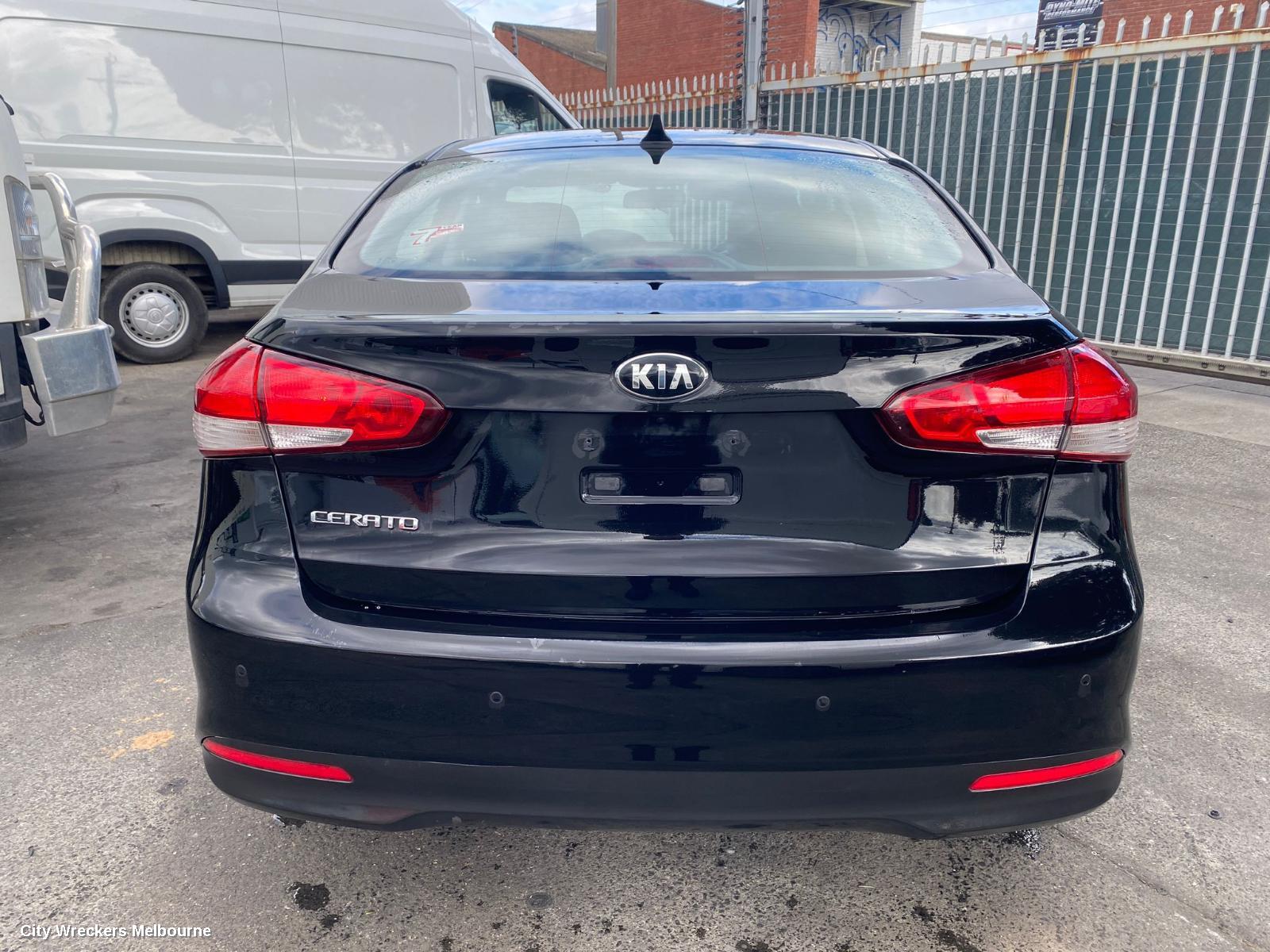 KIA CERATO RIGHT REAR DOOR, YD, SEDAN, 04/2013 - 05/2018