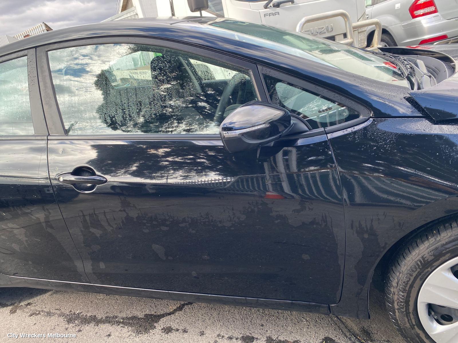 KIA CERATO RIGHT REAR DOOR, YD, SEDAN, 04/2013 - 05/2018
