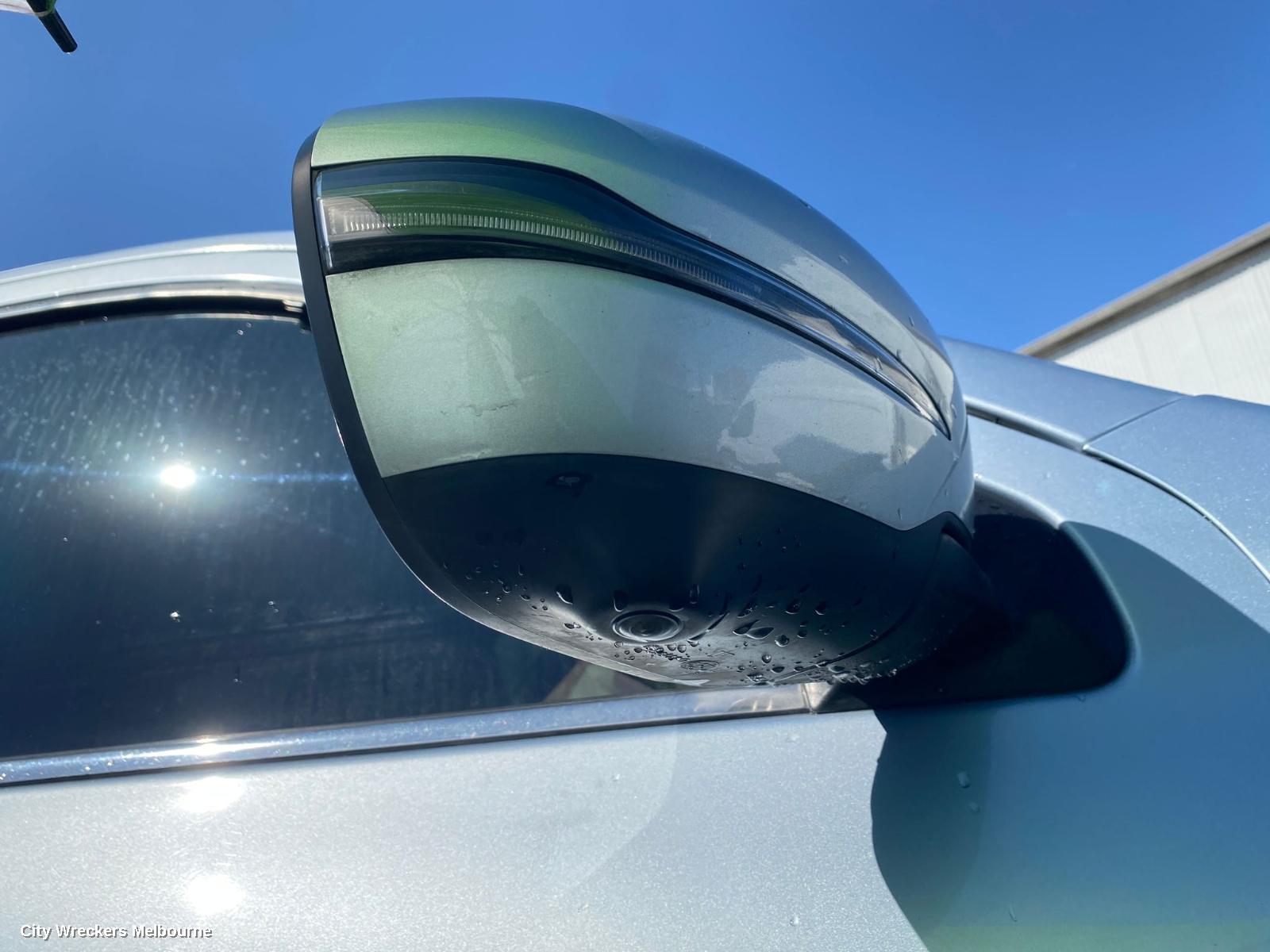 MERCEDES X CLASS DOOR HANDLE, X470, LH FRONT, OUTER, 02/2018 - 06/2020
