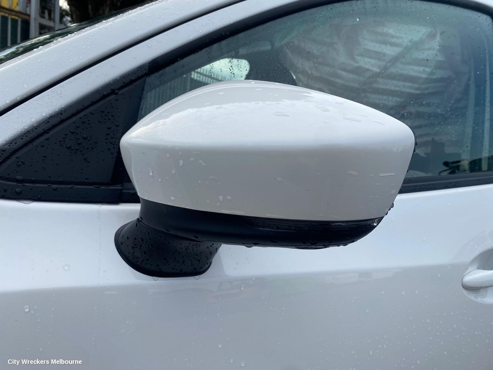 MAZDA 2 REAR GARNISH, DL, BOOTLID LAMP (LH SIDE), 08/2015 ONWARDS