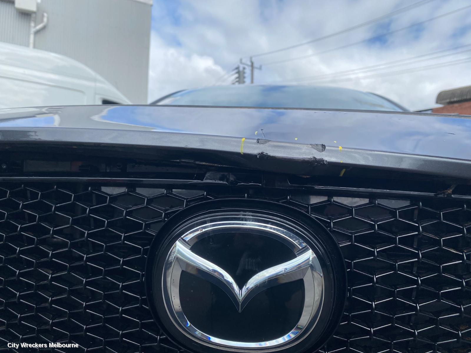 MAZDA 3 RIGHT GUARD LINER, BP, FRONT, HATCH, 03/2019 ONWARDS