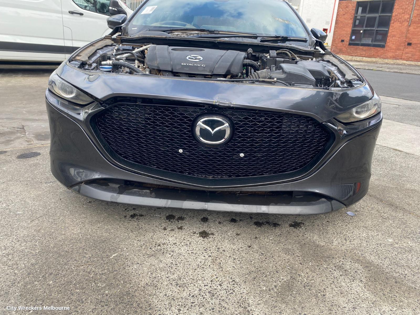 MAZDA 3 RIGHT GUARD LINER, BP, FRONT, HATCH, 03/2019 ONWARDS
