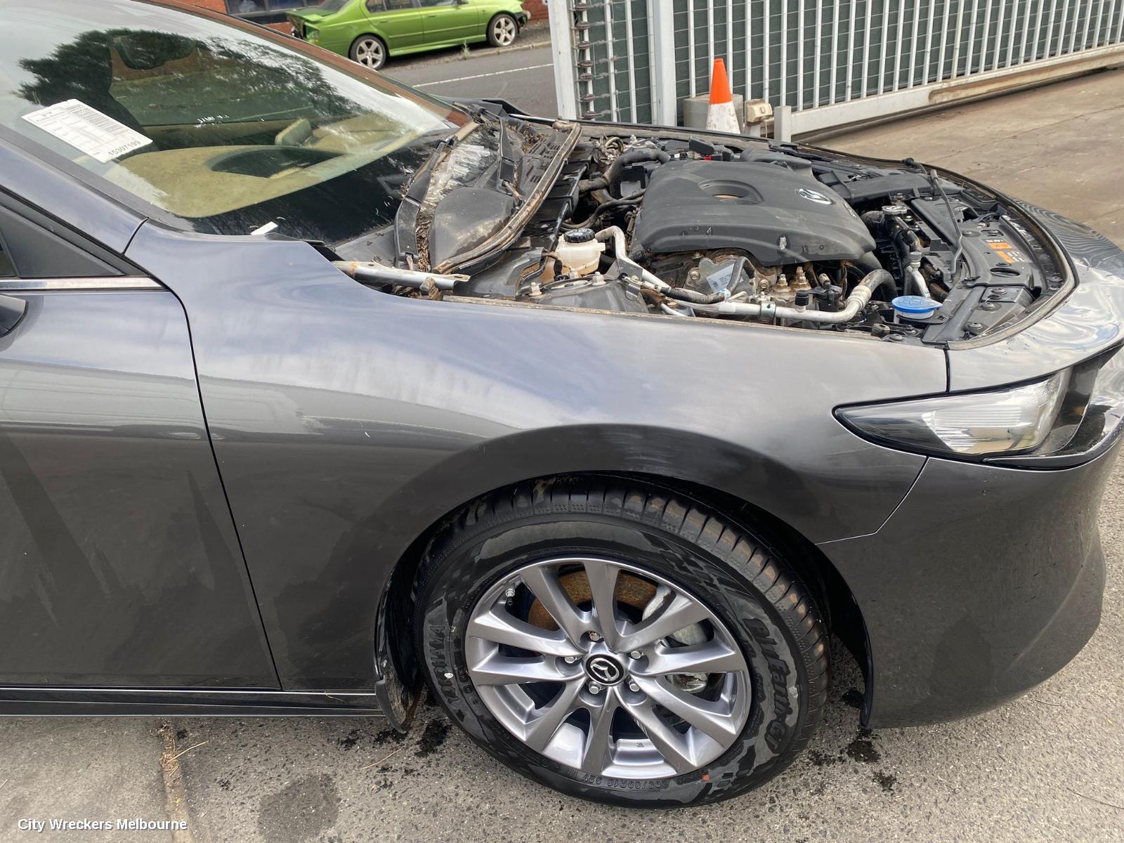 MAZDA 3 RIGHT GUARD LINER, BP, FRONT, HATCH, 03/2019 ONWARDS
