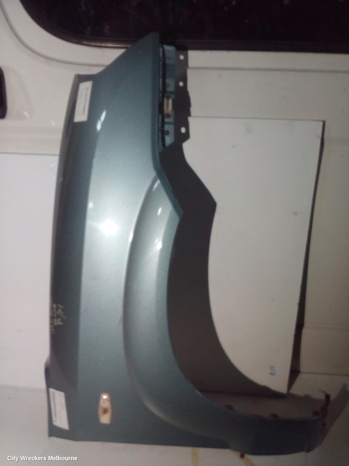 HYUNDAI TUCSON RIGHT GUARD, AWD, FLARED TYPE, 08/2004 - 01/2010