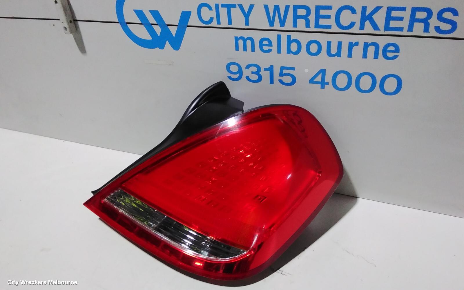 NISSAN MAXIMA RIGHT TAILLIGHT, A33, 12/1999 - 11/2003