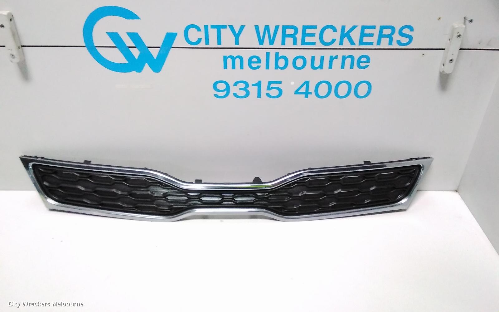 KIA RIO GRILLE, RADIATOR GRILLE, UB, HATCH, 08/2011 - 11/2014