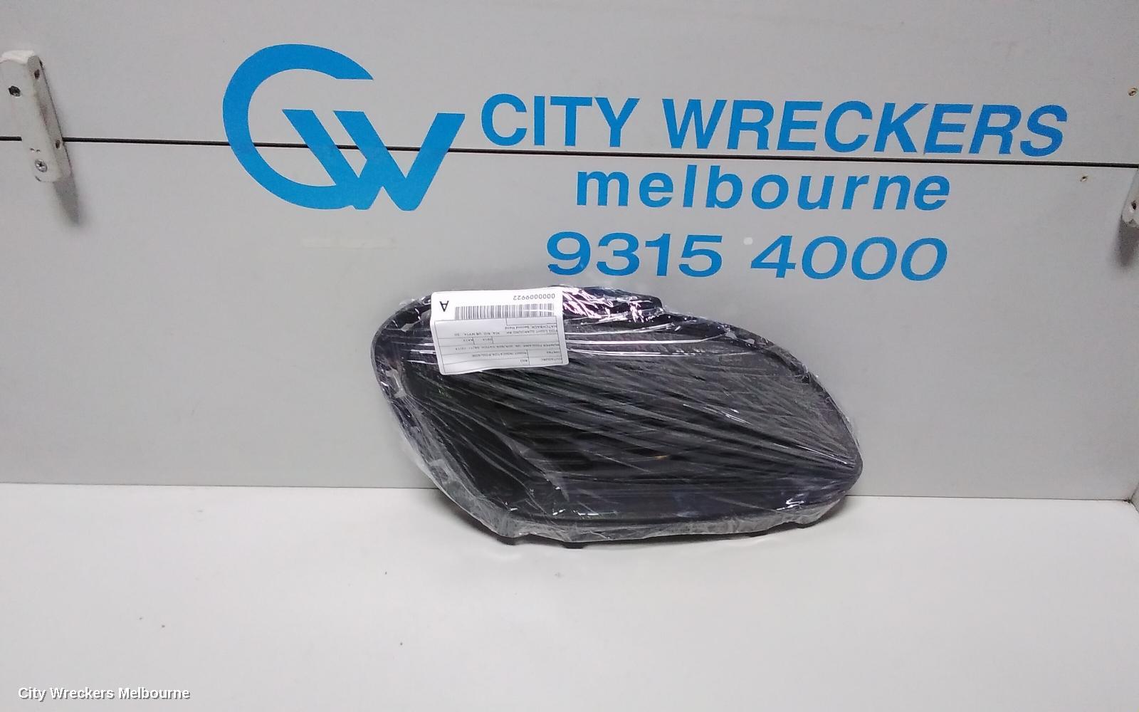 KIA RIO RIGHT INDICATOR/FOG/SIDE, BUMPER FOGLAMP, UB, 3DR/5DR HATCH, 08/2011 - 10/2014