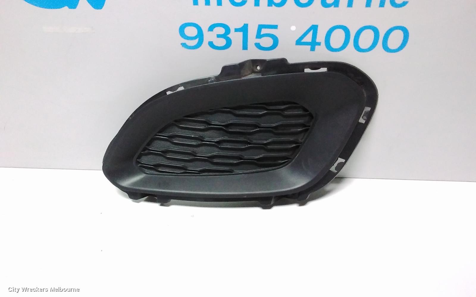 KIA RIO LEFT INDICATOR/FOG/SIDE, BUMPER FOGLAMP, UB, 3DR/5DR HATCH, 08/2011 - 10/2014