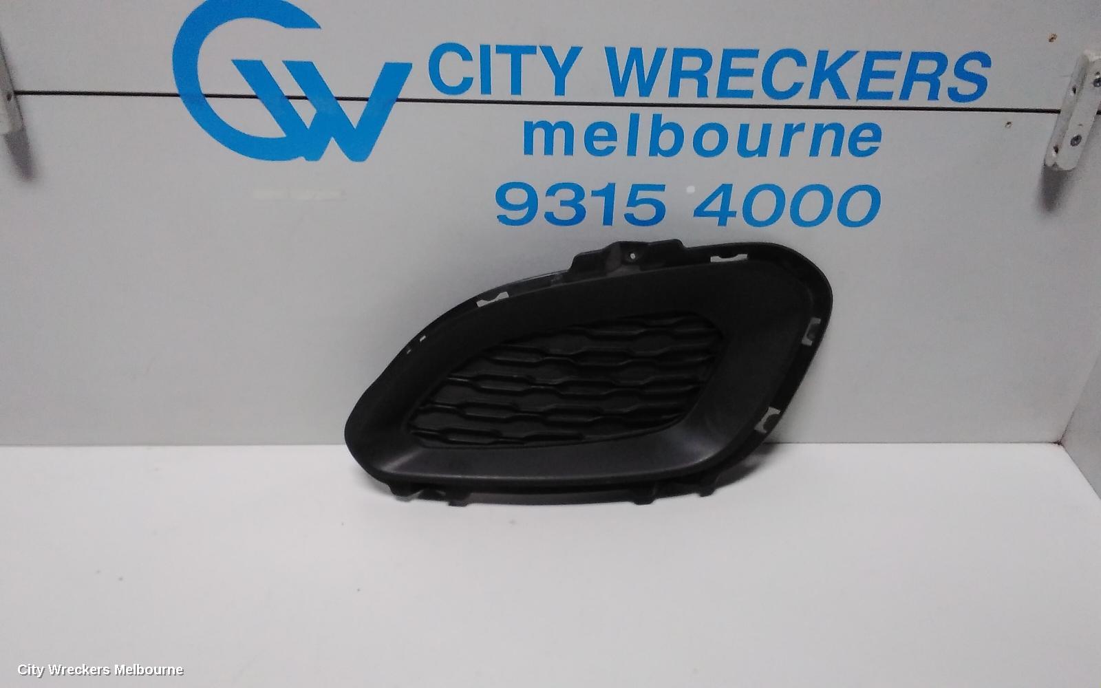 KIA RIO LEFT INDICATOR/FOG/SIDE, BUMPER FOGLAMP, UB, 3DR/5DR HATCH, 08/2011 - 10/2014