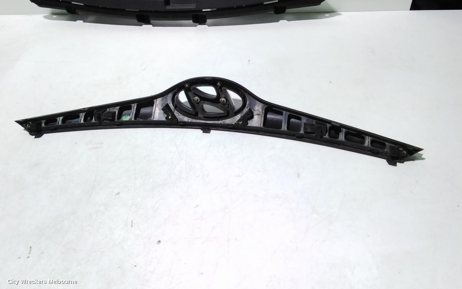 HYUNDAI I20 GRILLE, RADIATOR GRILLE, PB, 03/2012 - 12/2015