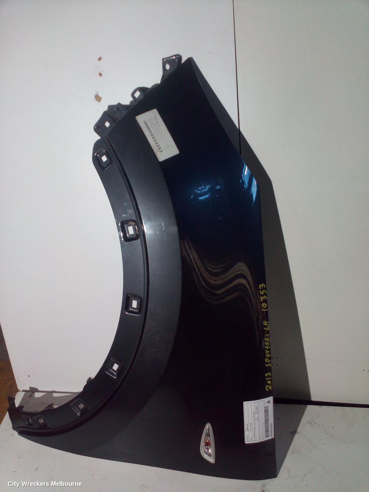 KIA SPORTAGE LEFT GUARD, SL, W/ REPEATER LAMP, 06/2013 - 10/2015 (AUS ONLY)