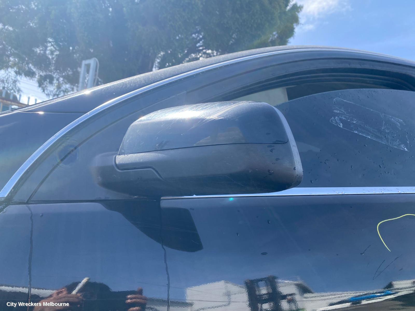 HOLDEN COMMODORE LEFT FRONT DOOR WINDOW, VF, 05/2013 - 12/2017