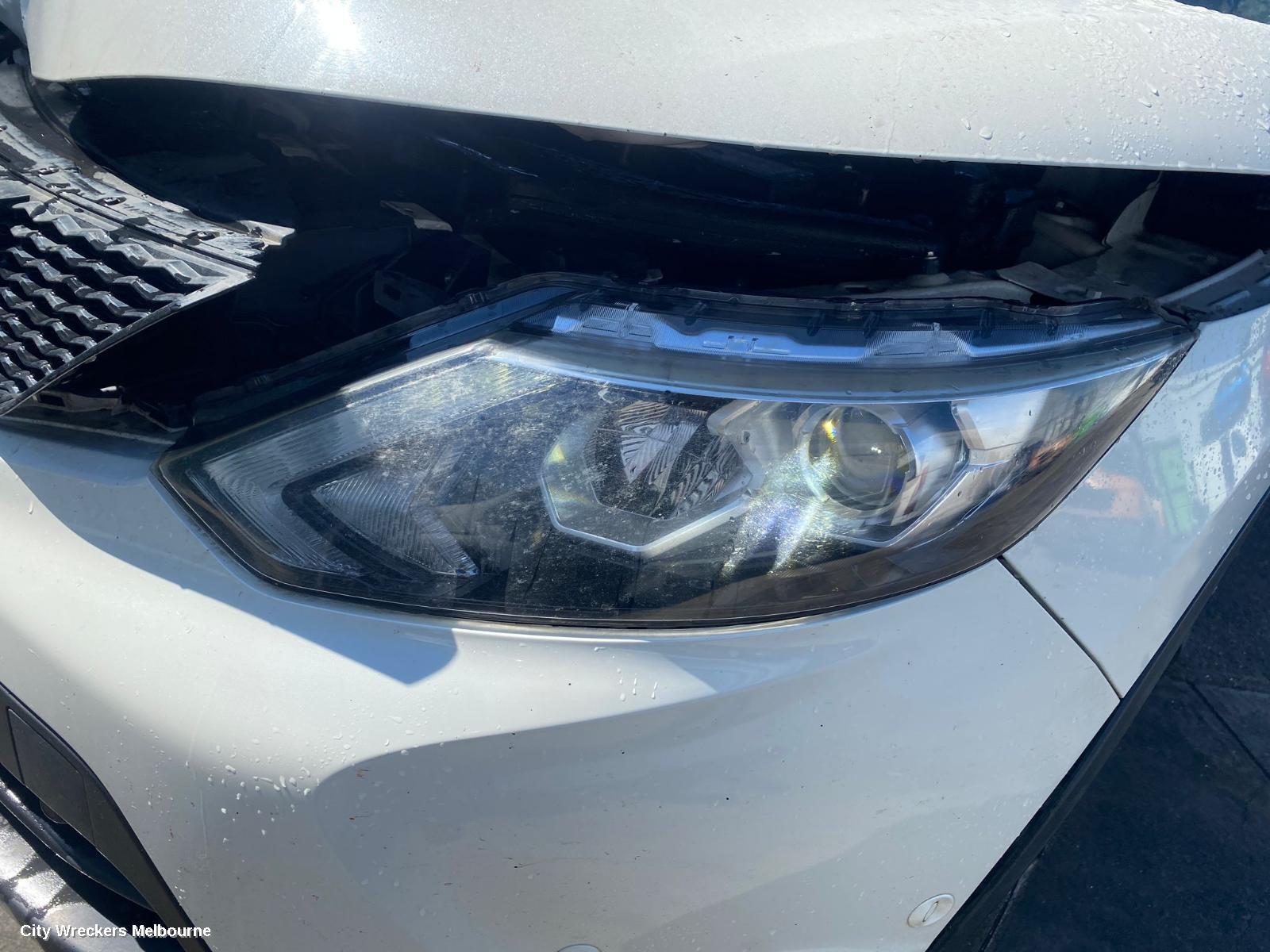 NISSAN QASHQAI LEFT TAILLIGHT, J11, 12/2013 - 06/2017