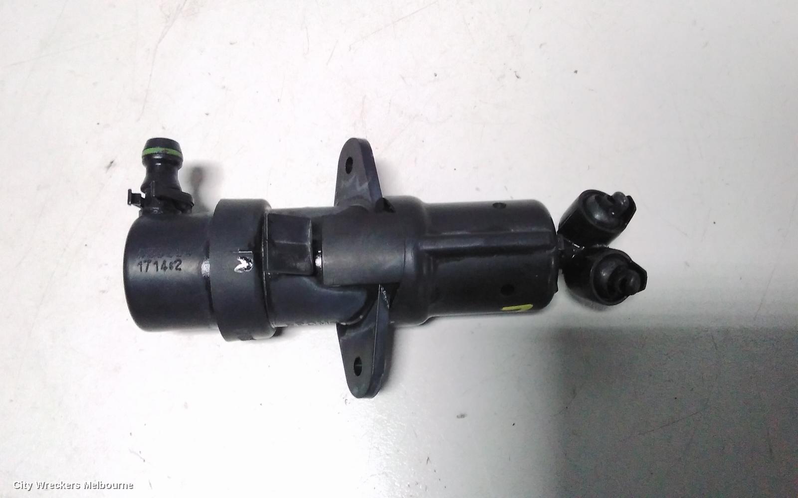BMW 7 SERIES HEADLAMP WASHER JET