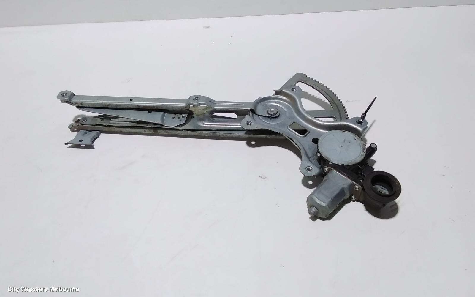 TOYOTA HIACE LEFT FRONT WINDOW REG/MOTOR, DOOR REG AND MOTOR ASSY, TRH/KDH, 03/2005 - 04/2019