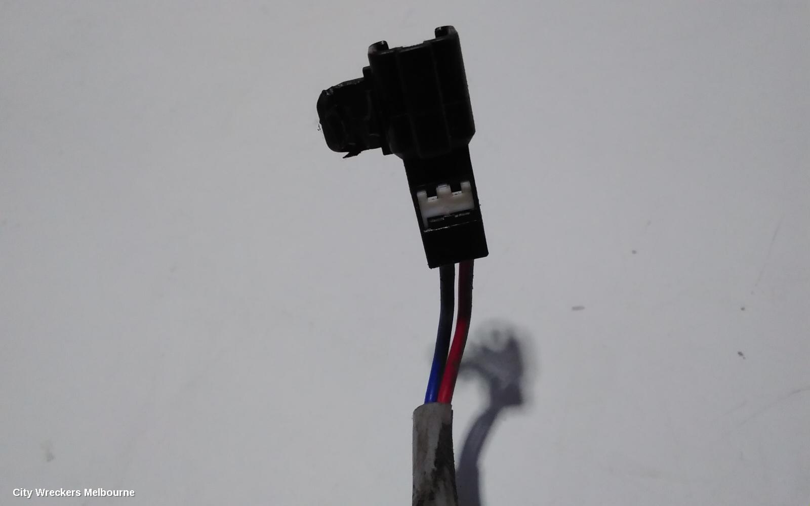 TOYOTA AVALON RIGHT FRONT WINDOW REG/MOTOR, MCX10R, POWER, CABLE TYPE, NOT GRANDE, 07/2000 - 06/2005