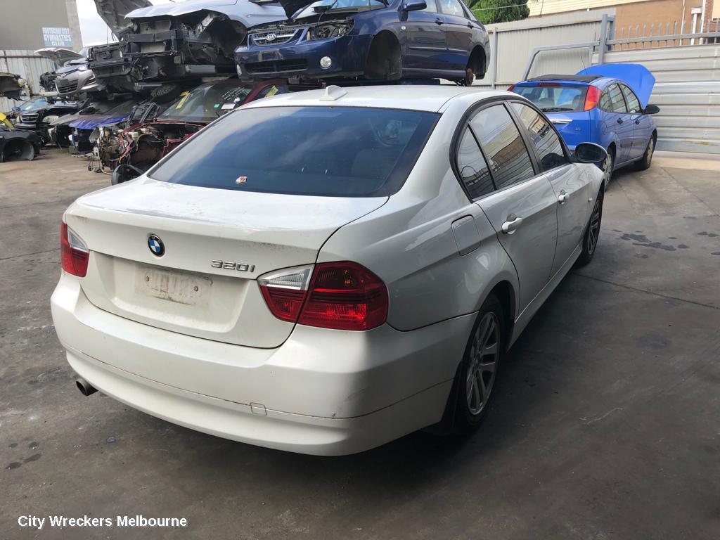 BMW 3 SERIES LEFT FRONT DOOR, E90/E91, SEDAN/WAGON, 03/2005 - 04/2012