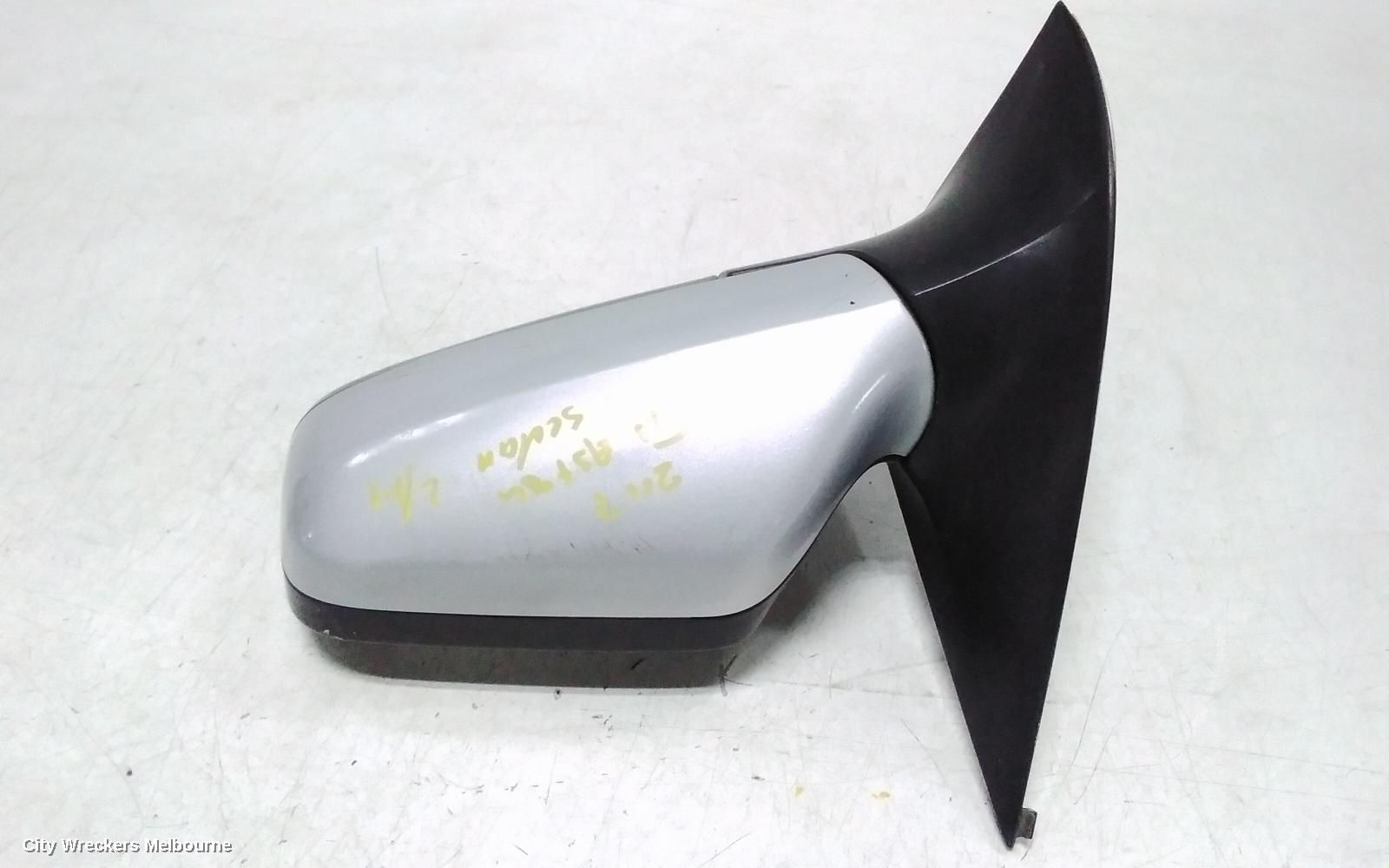 HOLDEN ASTRA LEFT DOOR MIRROR, TS, POWER, HATCH/SEDAN, PAINTED TYPE (SMOOTH FINISH), 09/1998 - 10/2006
