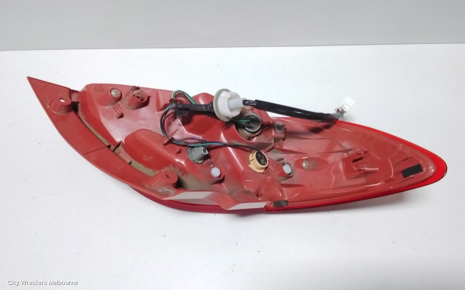 MAZDA 2 RIGHT TAILLIGHT, HATCH, DE SERIES, 09/2007 - 09/2014