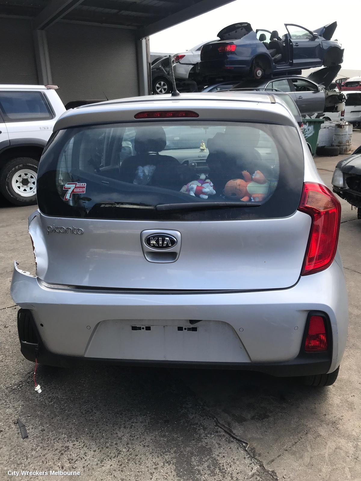 KIA PICANTO RIGHT GUARD LINER, FRONT, TA, 03/2015 - 04/2017 (AUS ONLY)