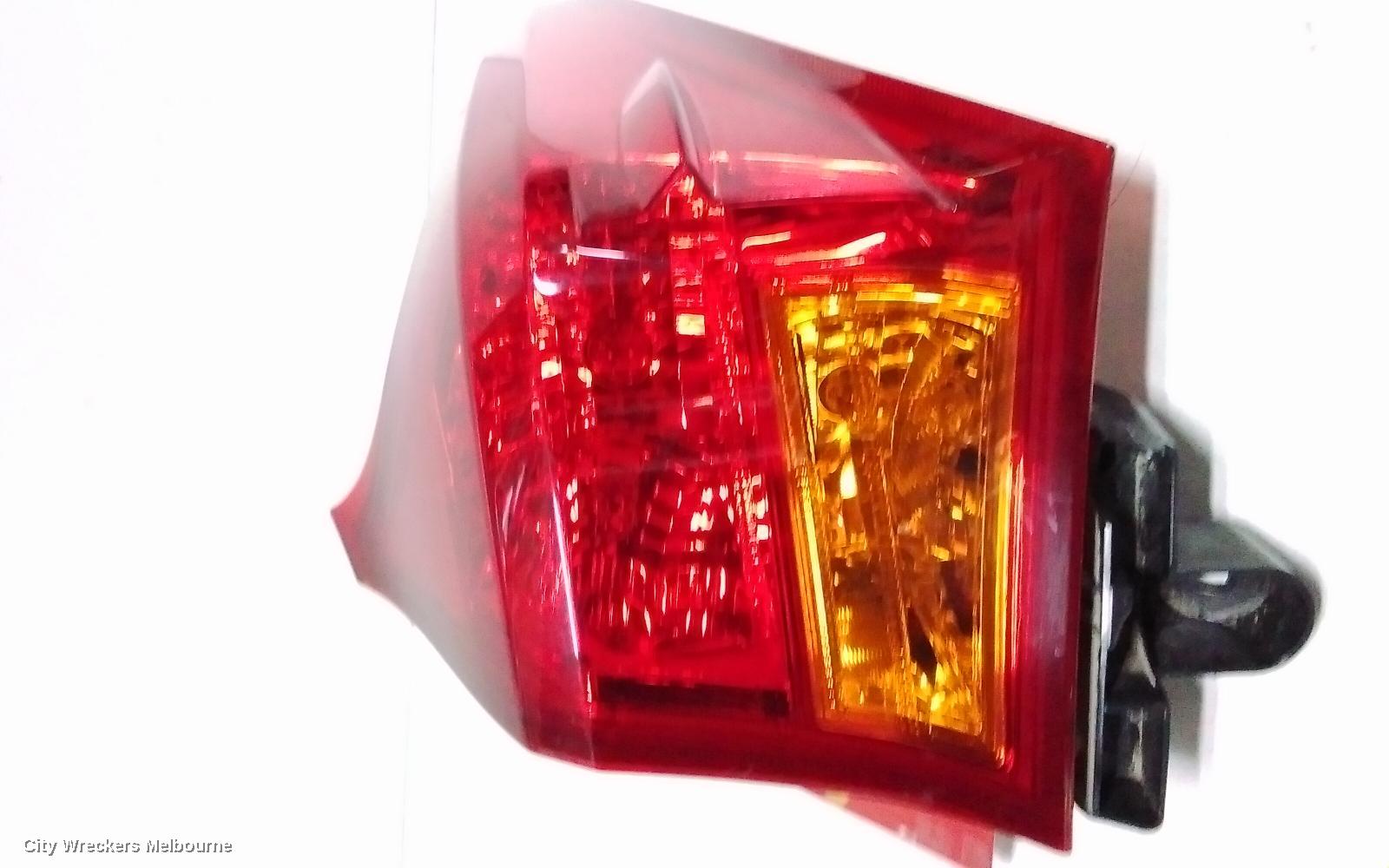 TOYOTA COROLLA RIGHT TAILLIGHT, ZRE182R/ZWE186R, HATCH, 10/2012 - 03/2015