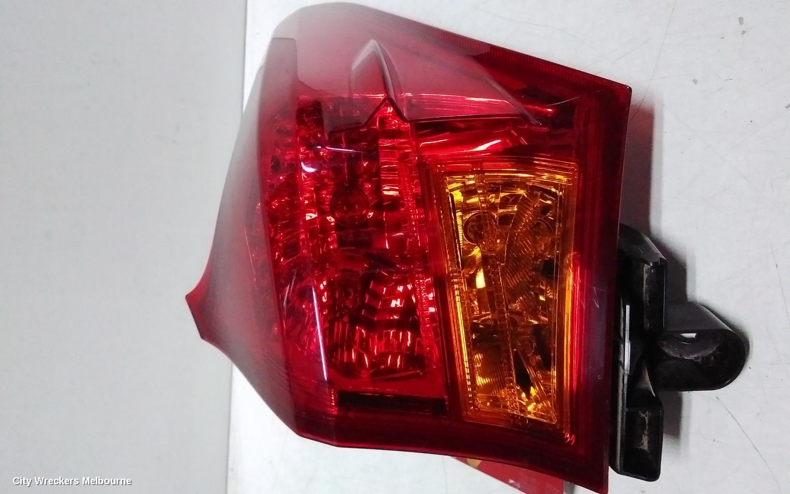 TOYOTA COROLLA RIGHT TAILLIGHT, ZRE182R/ZWE186R, HATCH, 10/2012 - 03/2015