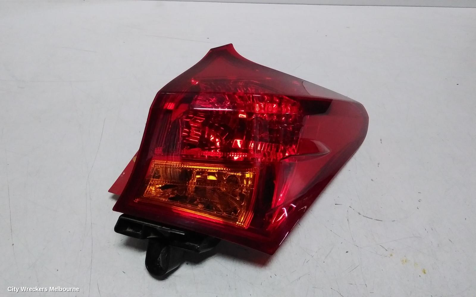 TOYOTA COROLLA RIGHT TAILLIGHT, ZRE182R/ZWE186R, HATCH, 10/2012 - 03/2015