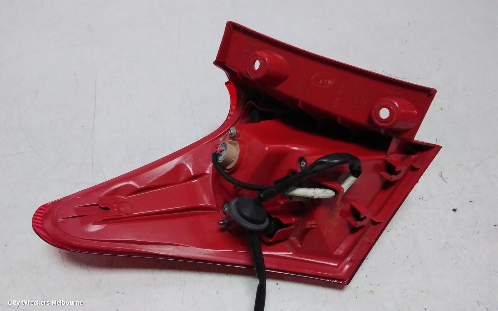 TOYOTA COROLLA RIGHT TAILLIGHT, ZRE182R/ZWE186R, HATCH, 10/2012 - 03/2015