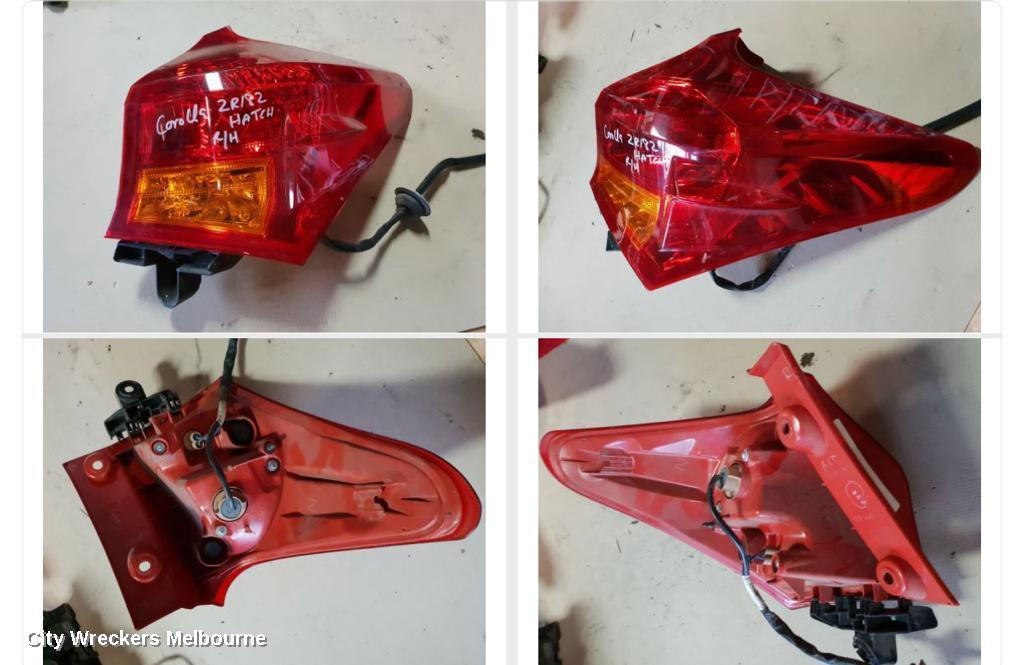 TOYOTA COROLLA RIGHT TAILLIGHT, ZRE182R/ZWE186R, HATCH, 10/2012 - 03/2015