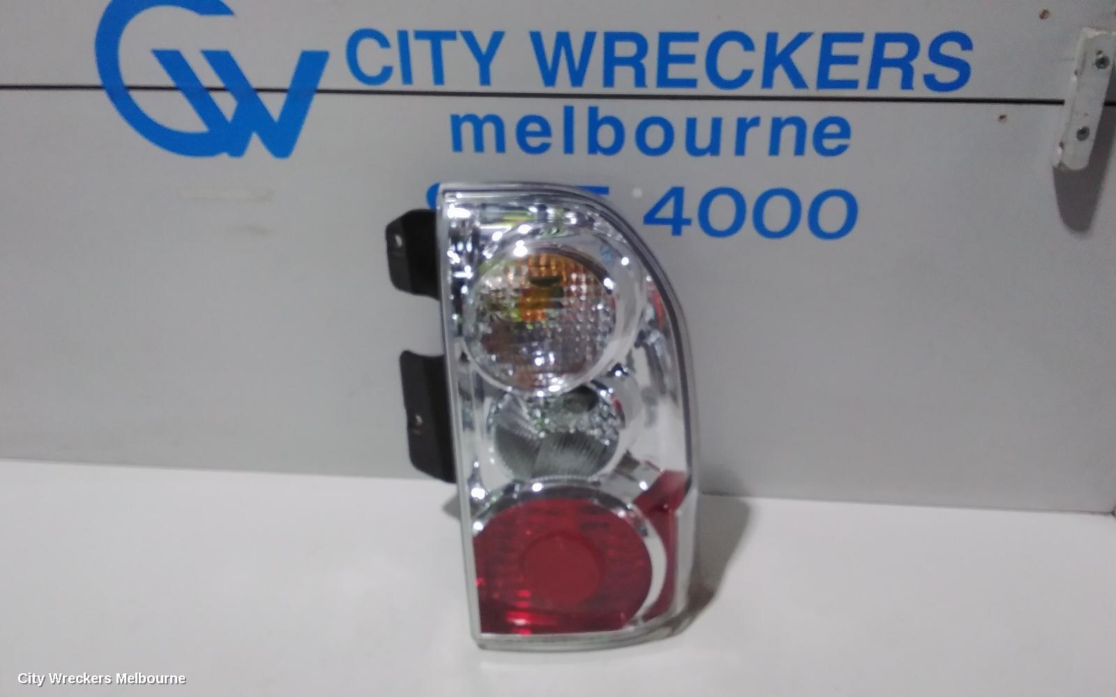 SUZUKI VITARA RIGHT TAILLIGHT, IN BODY, GRAND VITARA, 04/1998 - 07/2005