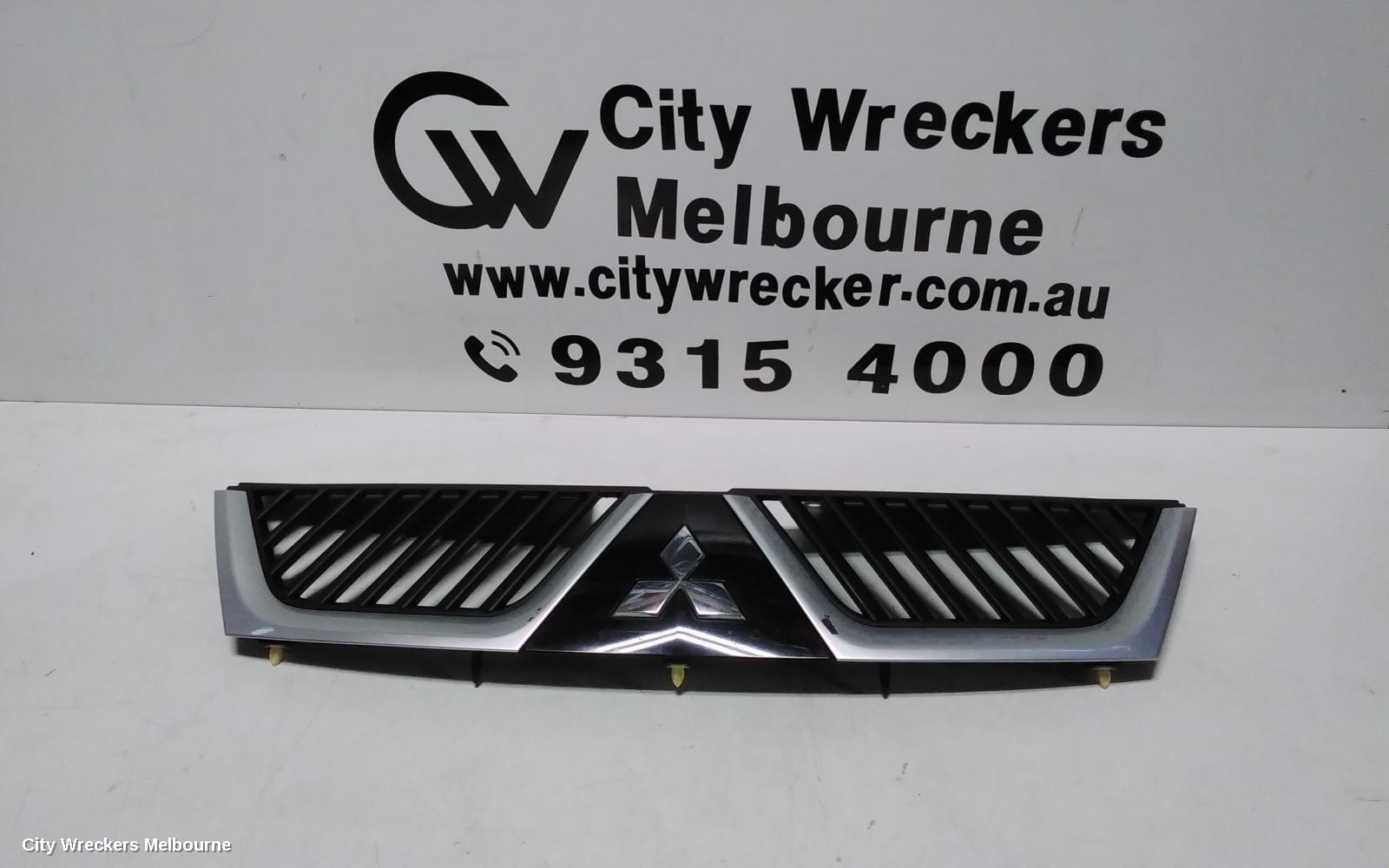 MITSUBISHI OUTLANDER GRILLE, RADIATOR GRILLE, ZG, FIN TYPE, 11/2006 - 09/2009