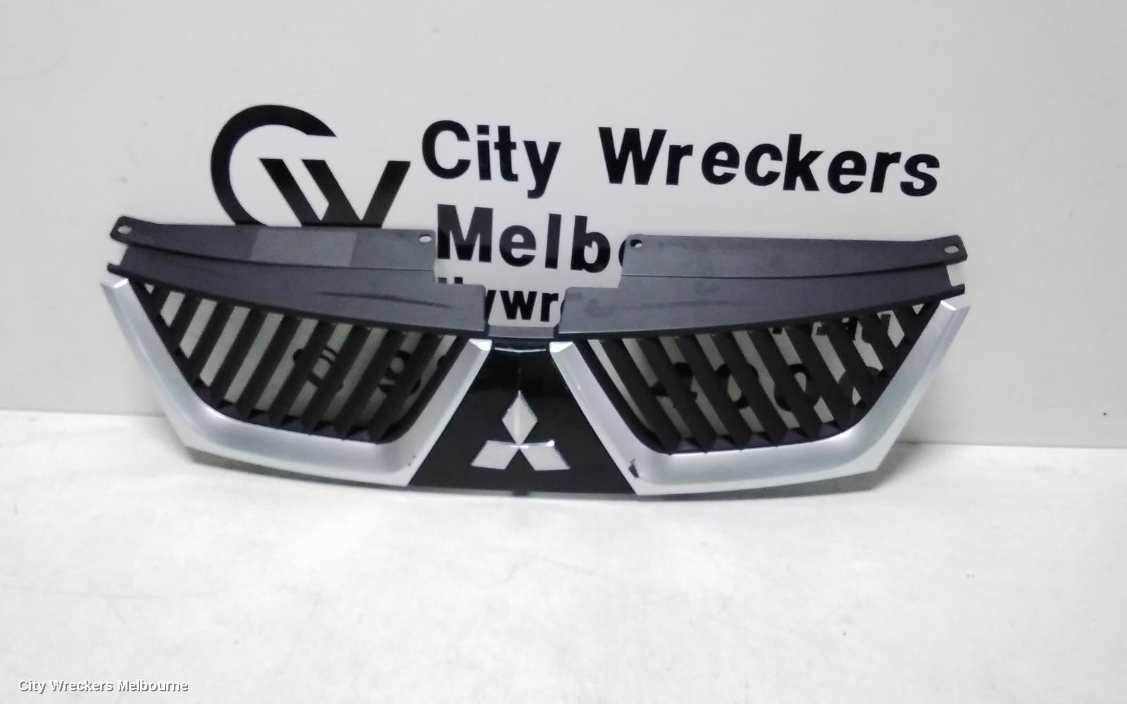 MITSUBISHI OUTLANDER GRILLE, RADIATOR GRILLE, ZG, FIN TYPE, 11/2006 - 09/2009