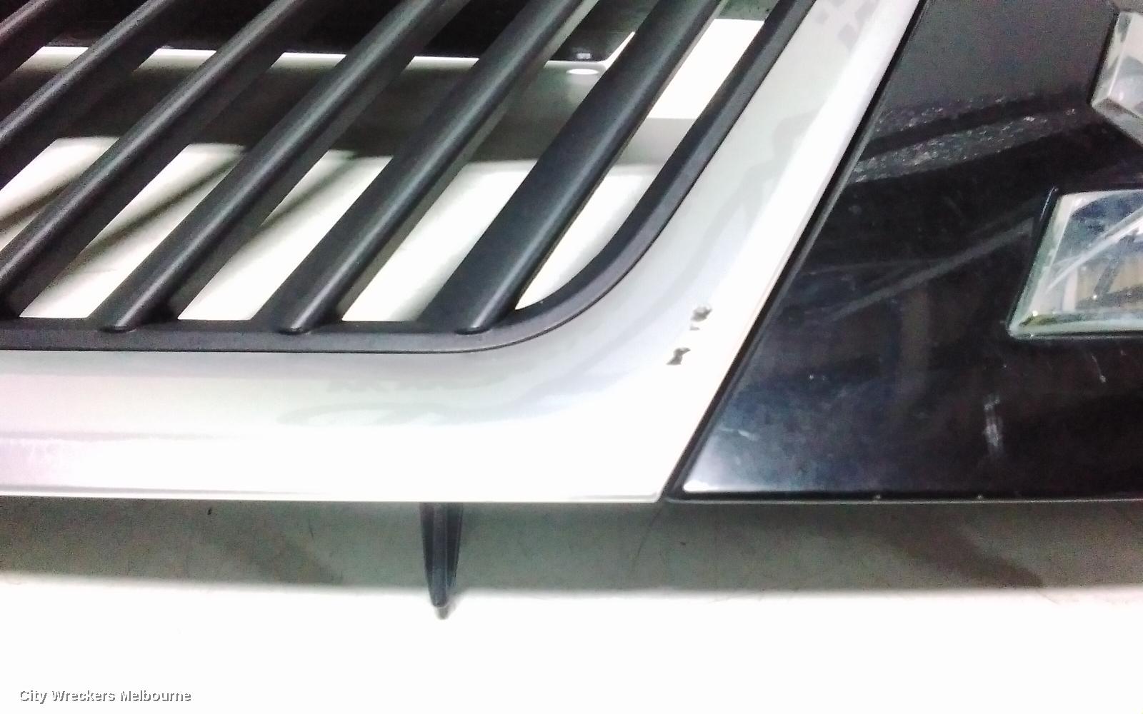 MITSUBISHI OUTLANDER GRILLE, RADIATOR GRILLE, ZG, FIN TYPE, 11/2006 - 09/2009