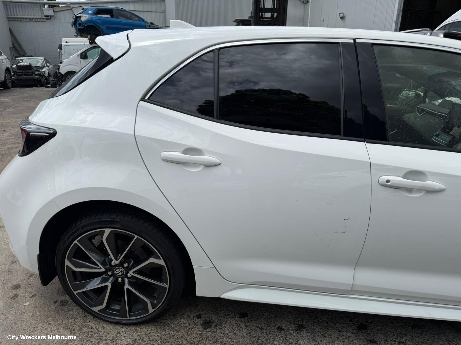 TOYOTA COROLLA LEFT DRIVESHAFT, AUTO T/M, PETROL, 1.8, 2ZR-FXE, HYBRID, ZWE211R, 07/2018 ONWARDS