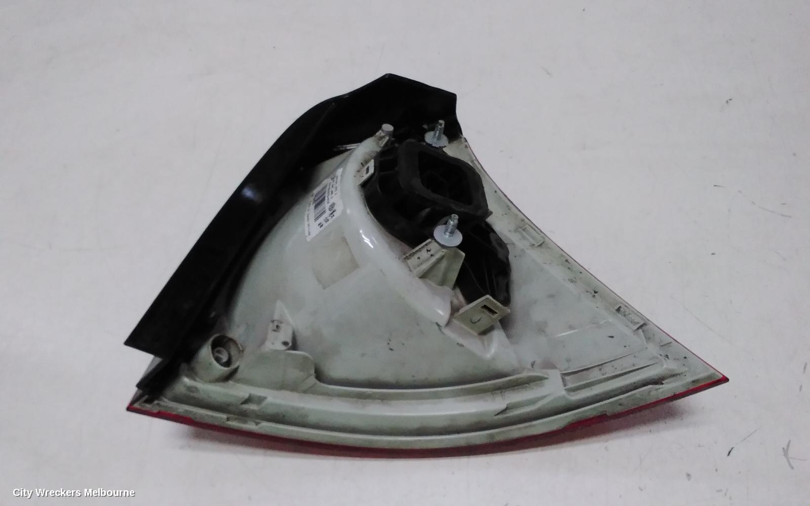 VOLKSWAGEN GOLF LEFT TAILLIGHT, GEN 5, HATCH, NON TINTED TYPE, 06/2004 - 02/2009