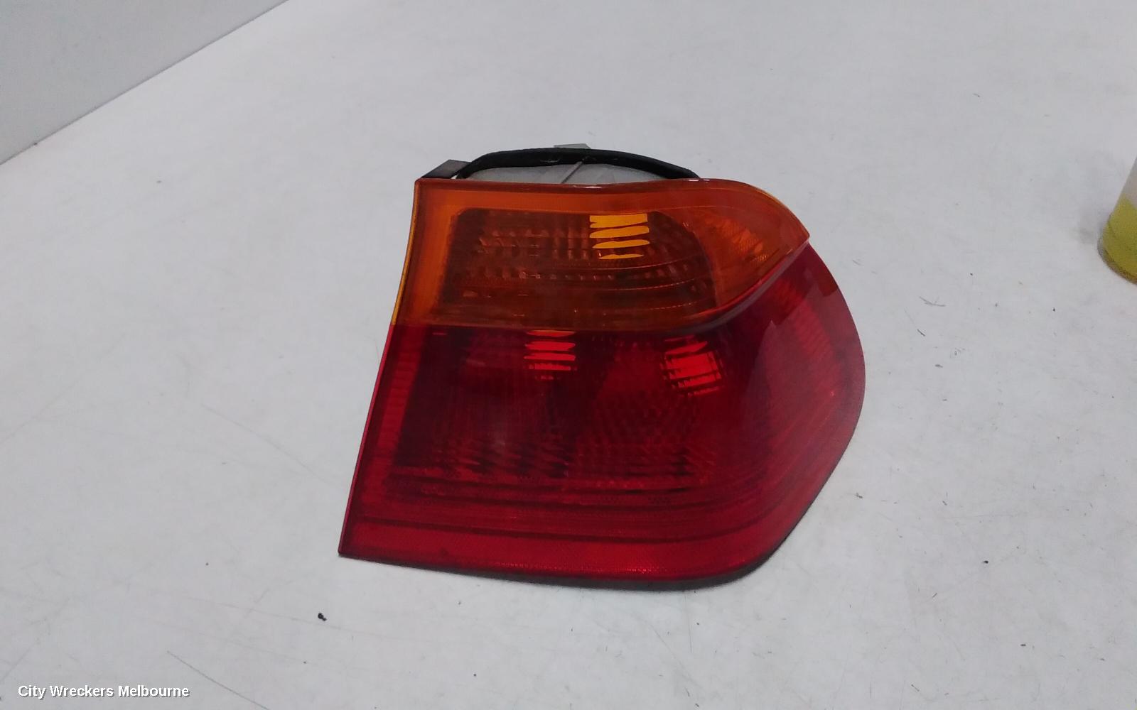 BMW 3 SERIES RIGHT TAILLIGHT, E46, SEDAN, AMBER FLASHER TYPE, 09/1998 - 09/2001