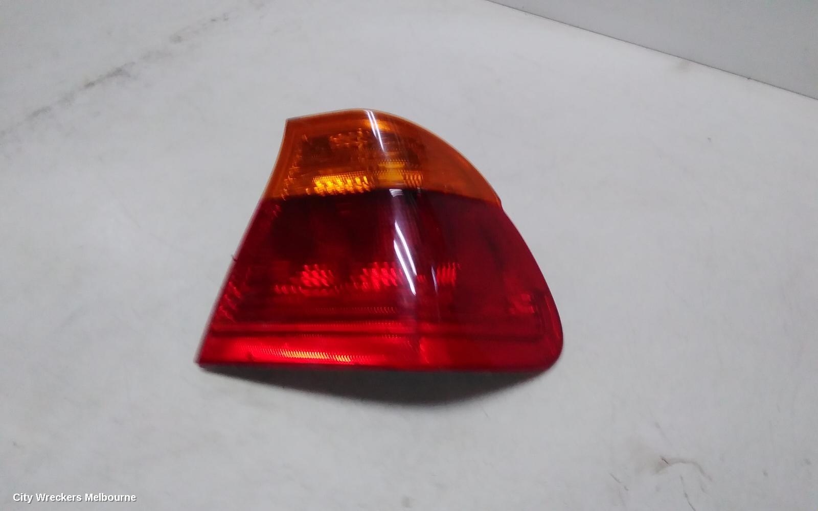BMW 3 SERIES RIGHT TAILLIGHT, E46, SEDAN, AMBER FLASHER TYPE, 09/1998 - 09/2001