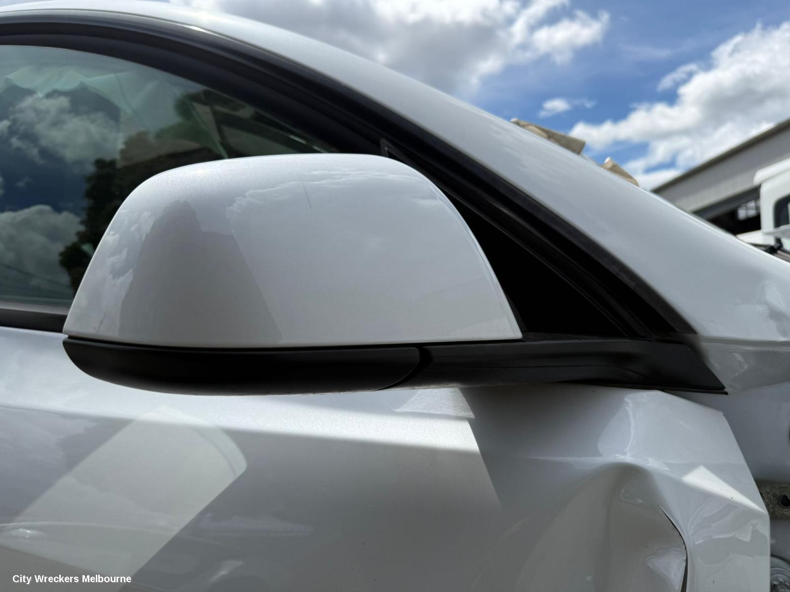 TESLA MODEL Y REVERSE CAMERA, 1ST GEN, REVERSE CAMERA (TAILGATE HANDLE MOUNTED), 03/2022 ONWARDS
