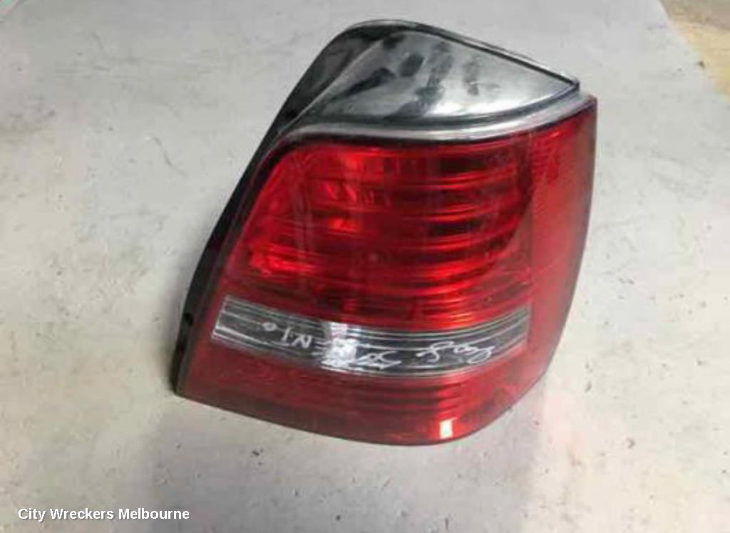 KIA SORENTO RIGHT TAILLIGHT, BL, IN BODY, 11/2006 - 09/2009