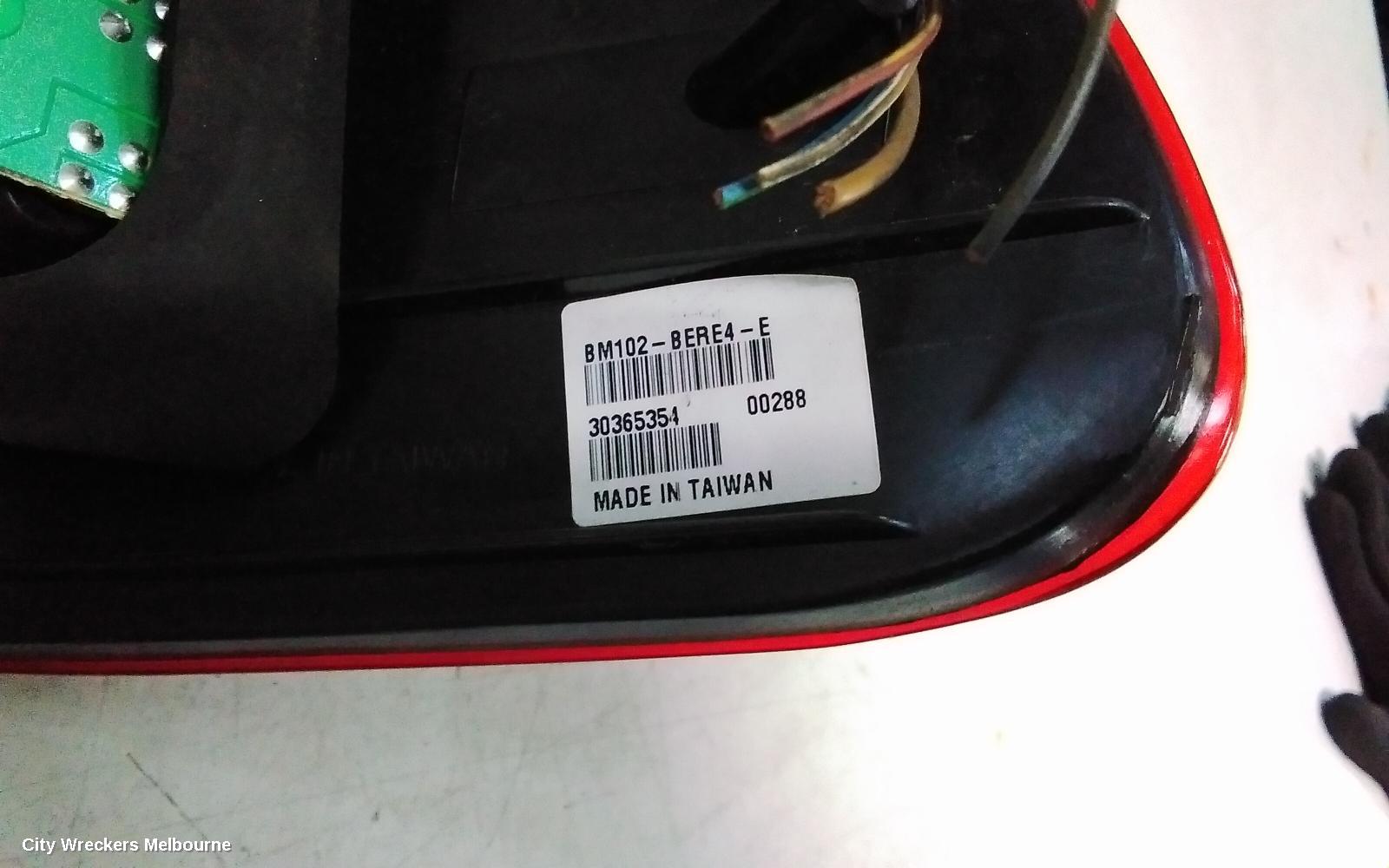 BMW 3 SERIES LEFT TAILLIGHT, E46, COUPE, STANDARD TYPE, CLEAR FLASHER, 06/1999 - 03/2003