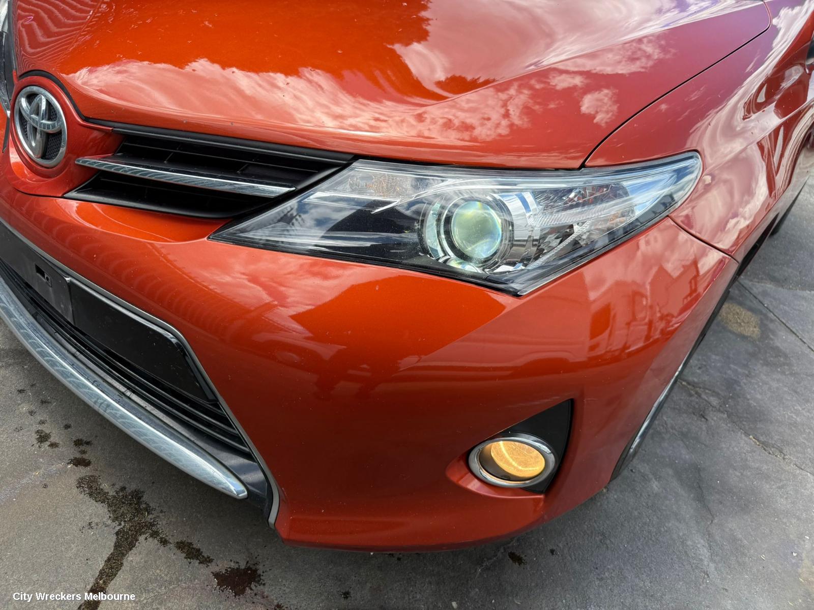 TOYOTA COROLLA LEFT TAILLIGHT, ZRE182R, HATCH, 10/2012 - 03/2015