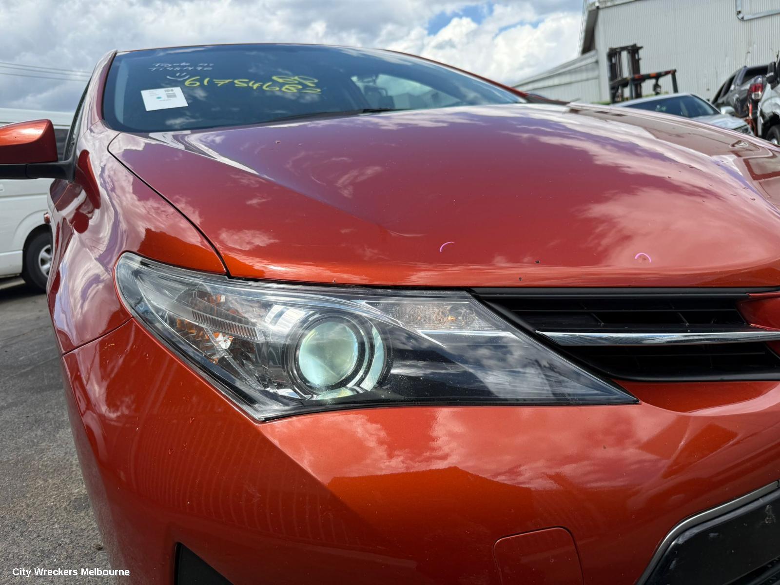 TOYOTA COROLLA LEFT TAILLIGHT, ZRE182R, HATCH, 10/2012 - 03/2015