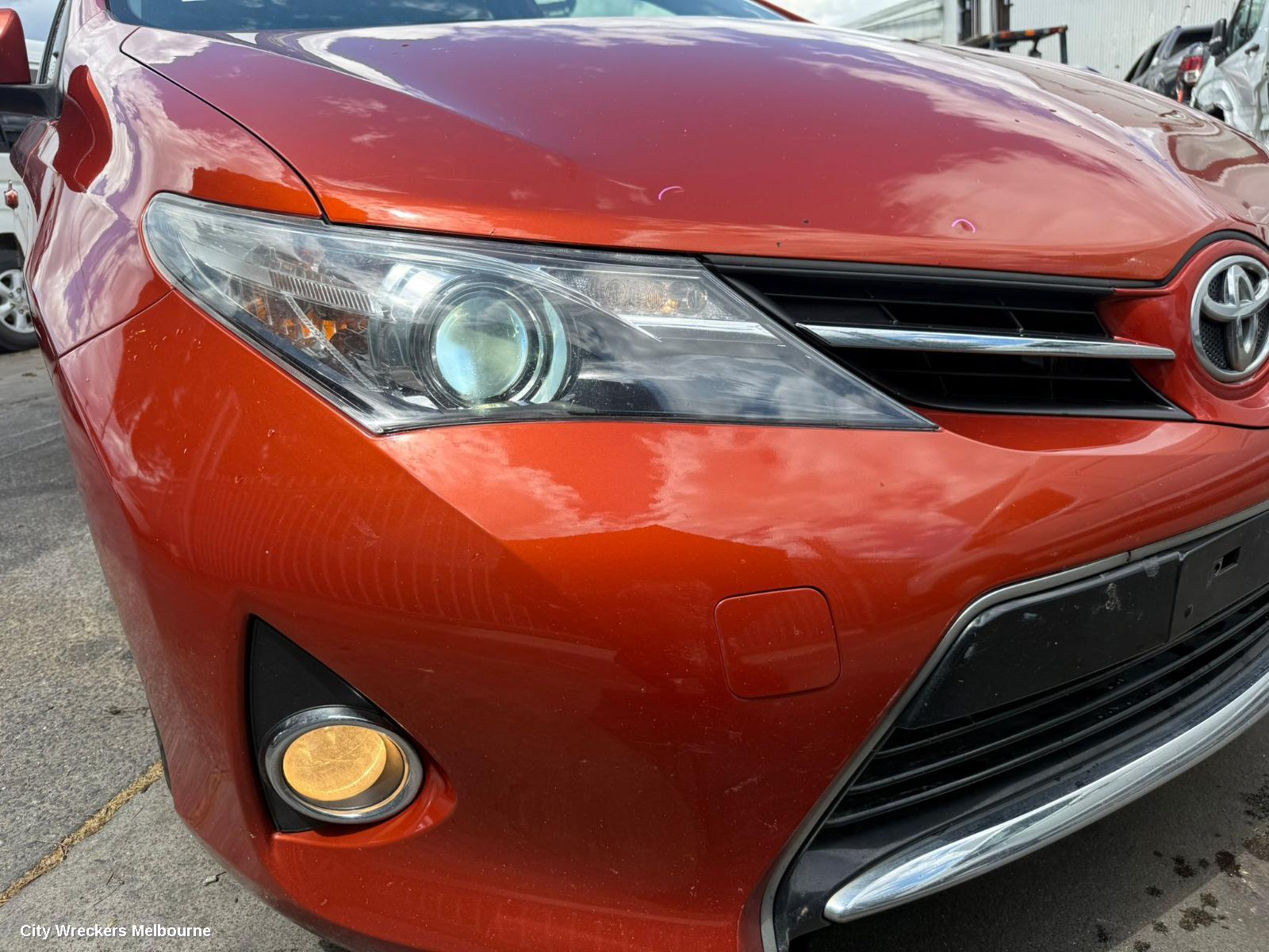 TOYOTA COROLLA LEFT TAILLIGHT, ZRE182R, HATCH, 10/2012 - 03/2015