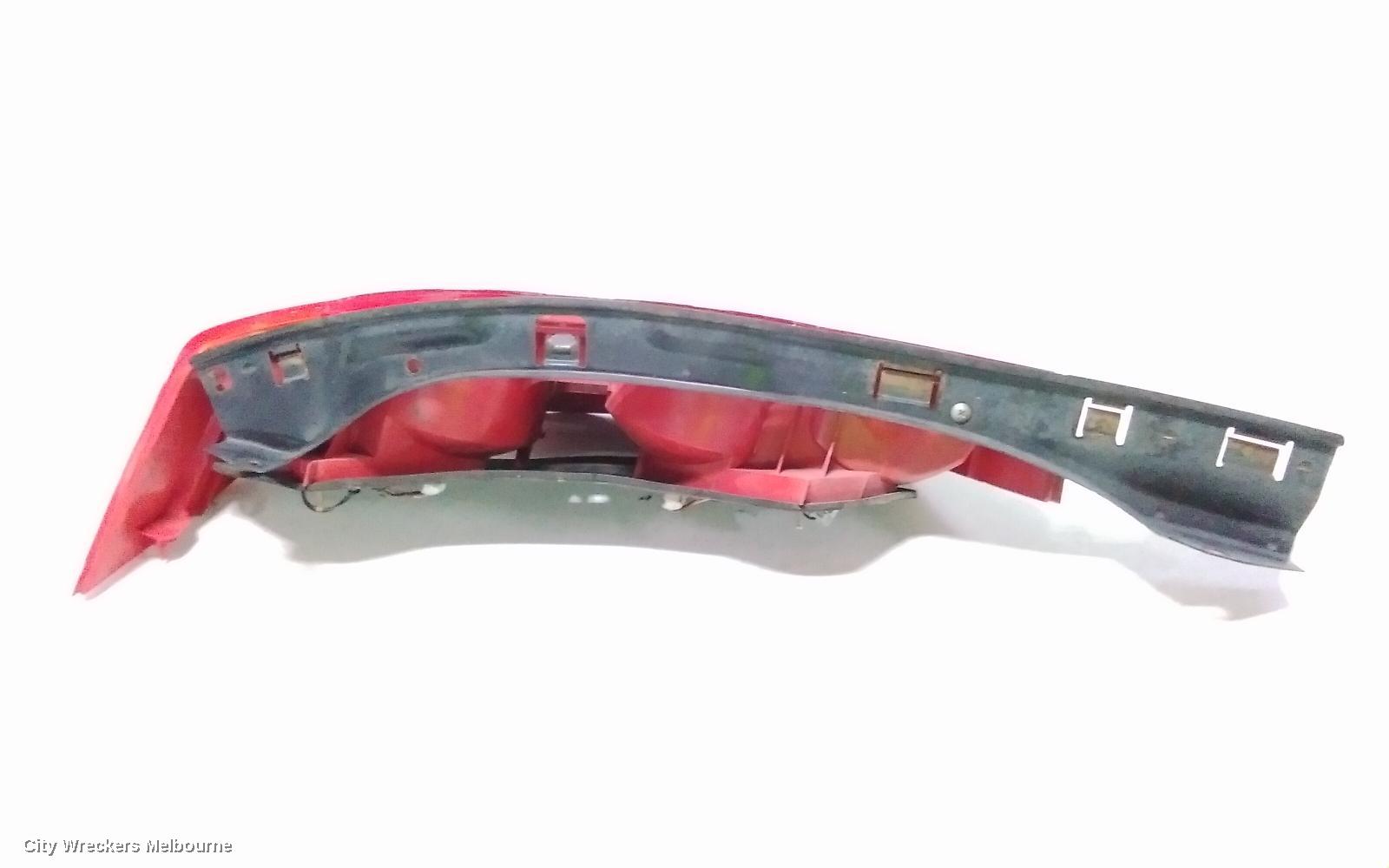 HONDA INTEGRA LEFT TAILLIGHT, 09/2001 - 10/2004