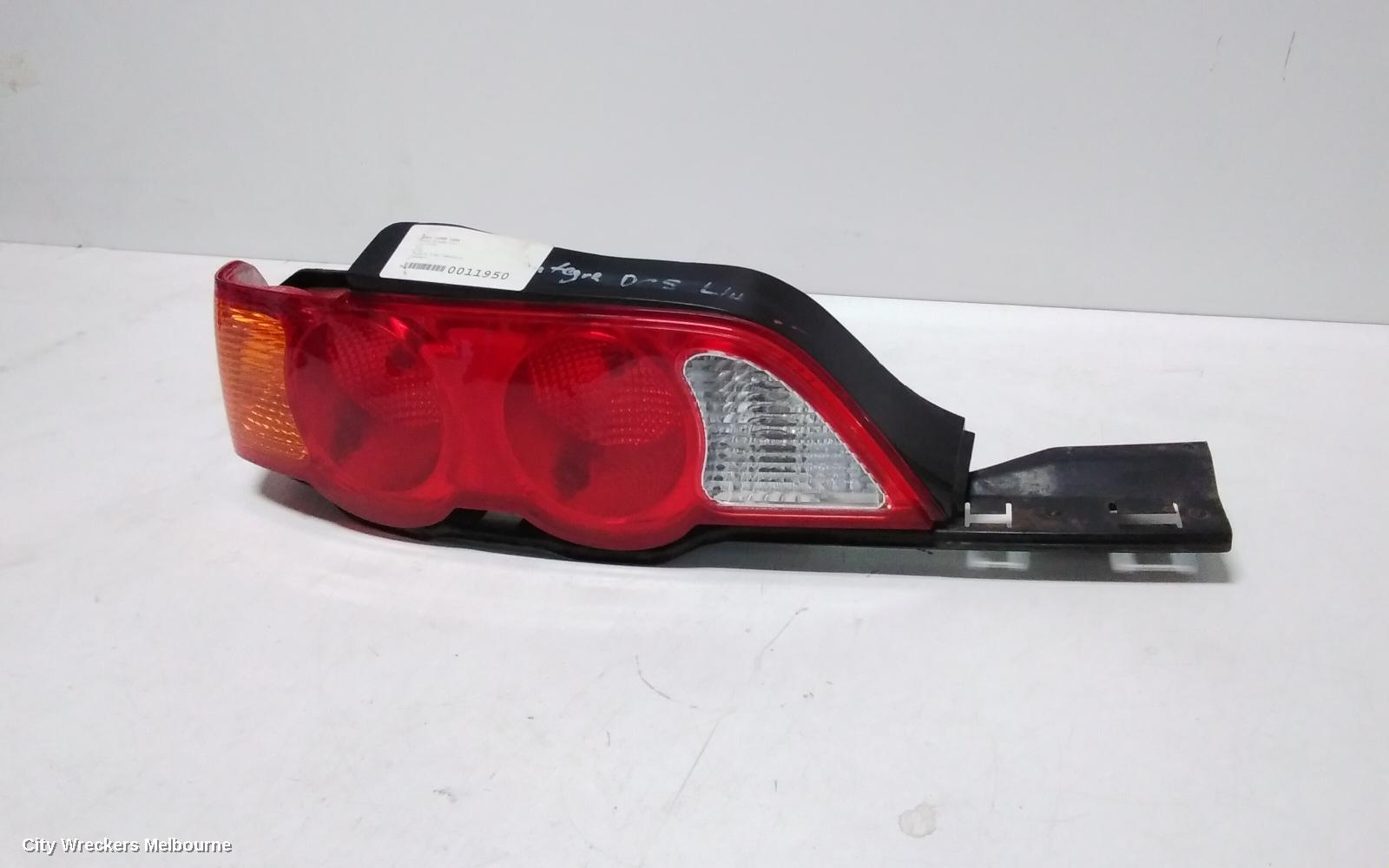 HONDA INTEGRA LEFT TAILLIGHT, 09/2001 - 10/2004