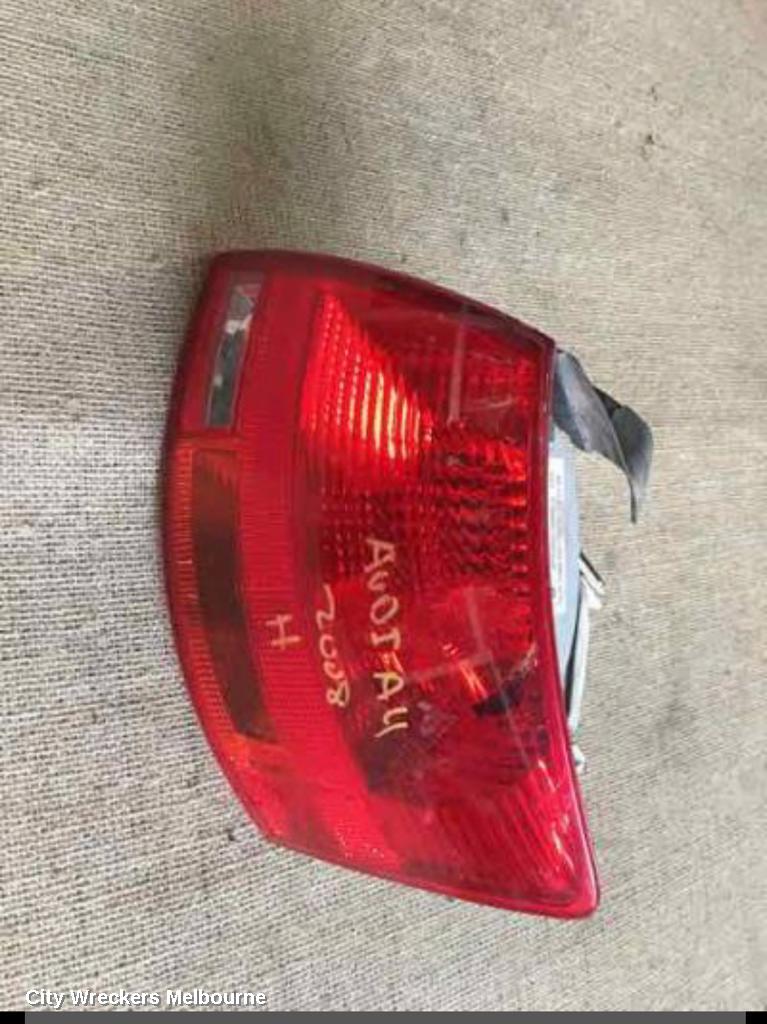AUDI A4 RIGHT TAILLIGHT, B7 (A4/S4/RS4), SEDAN, 08/2004 - 06/2008