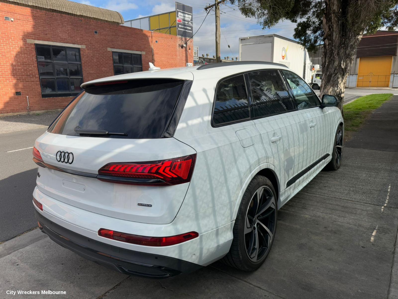 AUDI Q7 PARCEL SHELF CARGO BLIND, CARGO BLIND, 4M, 07/2015 ONWARDS