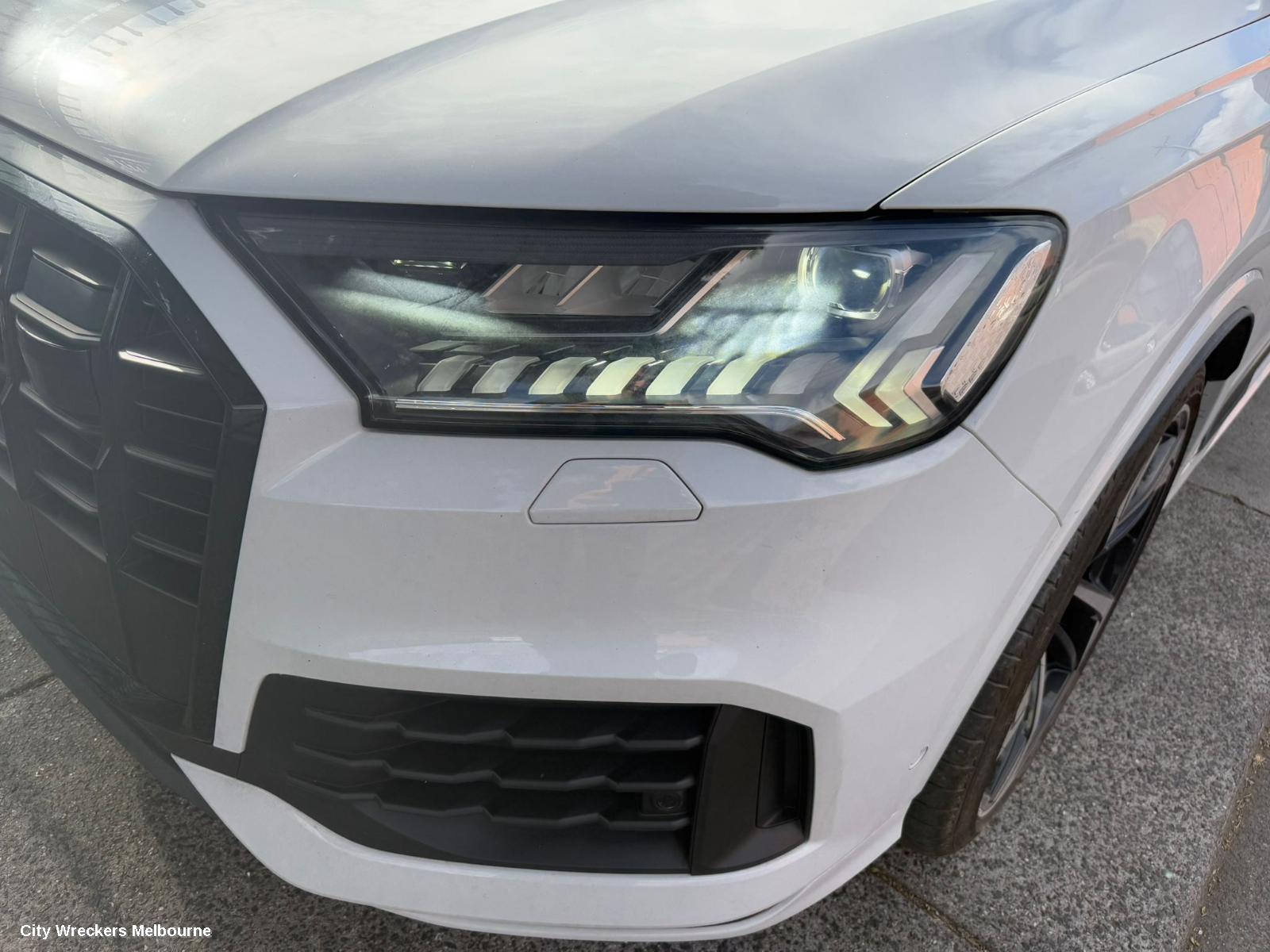 AUDI Q7 PARCEL SHELF CARGO BLIND, CARGO BLIND, 4M, 07/2015 ONWARDS